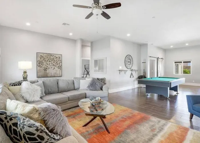 Holiday home New Remodel In Old Town W Heated Pool *